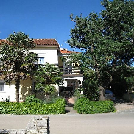 Apartments Barbara Rovinj Exteriör bild